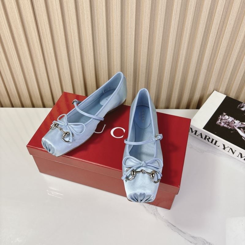 Gucci Flat Shoes